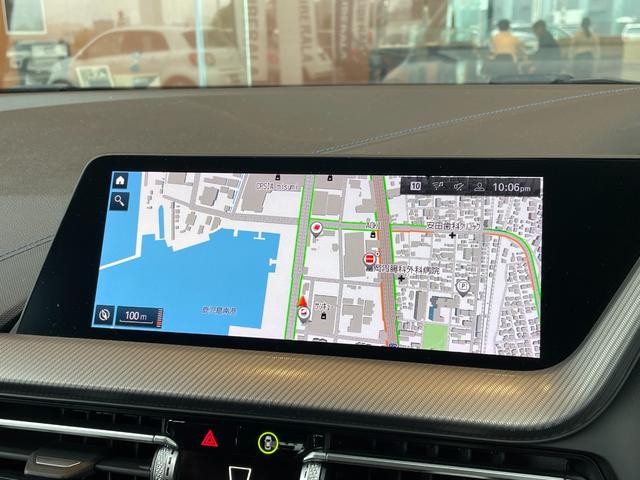 １シリーズ １１８ｉ　Ｍスポーツ　純正ナビ　Ｂｌｕｅｔｏｏｔｈ接続　ＡｐｐｌｅＣａｒＰｌａｙ　ＡＣＣ　レーンアシスト　アンビエントライト（６色）　ＬＥＤヘッドライト　オートハイビーム　ハーフレザー　電動リアゲート　ワイヤレス充電（6枚目）