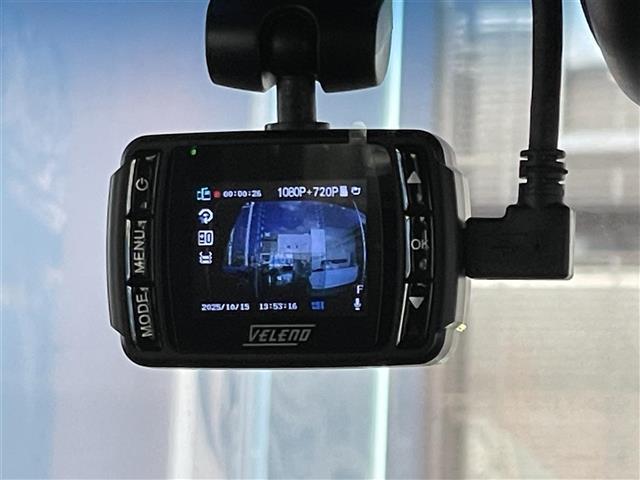 Ｎ－ＢＯＸカスタム Ｇ・Ｌターボホンダセンシング　純正ナビ　バックカメラ　Ｂｌｕｅｔｏｏｔｈオーディオ　フルセグＴＶ　両側パワスラ　ビルトインＥＴＣ　ＬＥＤヘッドライト　ハーフレザー　前席シートヒーター　追従型クルコン　後コーナーセンサー　レーンキー（4枚目）