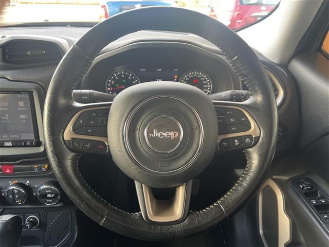 ジープ・レネゲード リミテッド　社外ナビ　本革　ＡＣＣ　　バックカメラ　キセノンライト　純正フォグ　クルーズコントロール　ＥＴＣ衝突軽減ブレーキ（12枚目）