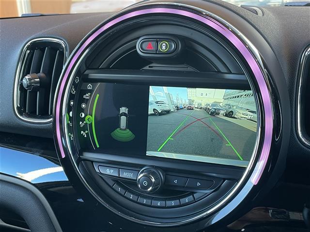 MINI クーパーD クロスオーバー 禁煙車 純正ナビ Bluetooth バックカメラ アンビエントライト リアパークディスタンスコントロール MINIロゴプロジェクションライト 保証書 取扱説明書(2枚目)