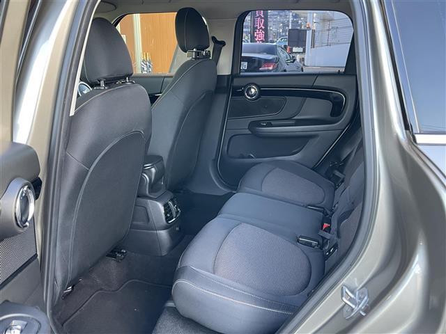 MINI クーパーD クロスオーバー 禁煙車 純正ナビ Bluetooth バックカメラ アンビエントライト リアパークディスタンスコントロール MINIロゴプロジェクションライト 保証書 取扱説明書(27枚目)