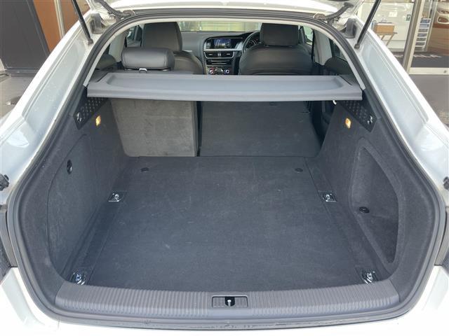 A5スポーツバック 2.0TFSIクワトロ 純正ナビ Bluetooth ETC ドライブレコーダー クルーズコントロール バックカメラ パーキングアシスト 純正フロアマット レザーシート シートヒーター パワーシート(34枚目)