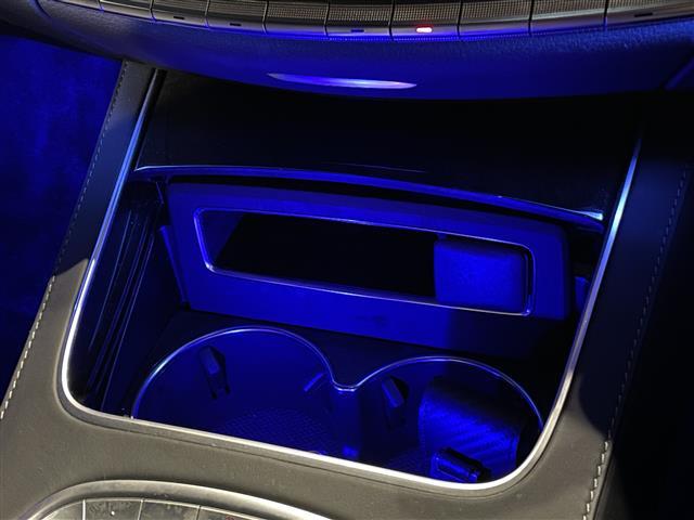 Sクラス S560ロング スポーツリミテッド 純正ナビ 全方位カメラ レーダークルーズコントロール 2.0ETC サンルーフ 黒革 電動リアゲート 全席シートヒーター エアシート 純正マット 全席パワーシート 前後コーナーセンサー全ドアイージー(7枚目)