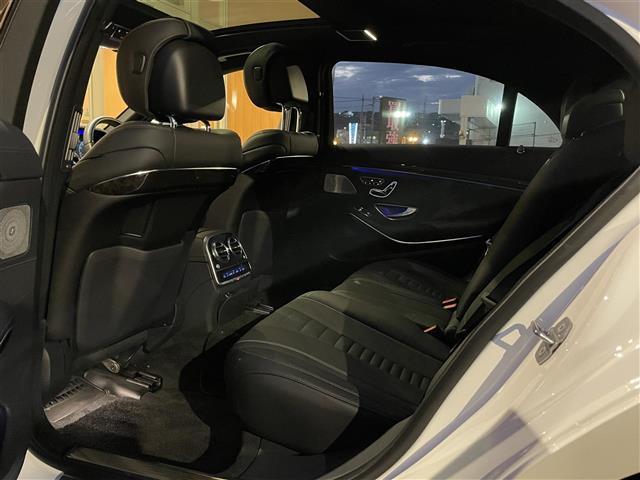 Sクラス S560ロング スポーツリミテッド 純正ナビ 全方位カメラ レーダークルーズコントロール 2.0ETC サンルーフ 黒革 電動リアゲート 全席シートヒーター エアシート 純正マット 全席パワーシート 前後コーナーセンサー全ドアイージー(30枚目)