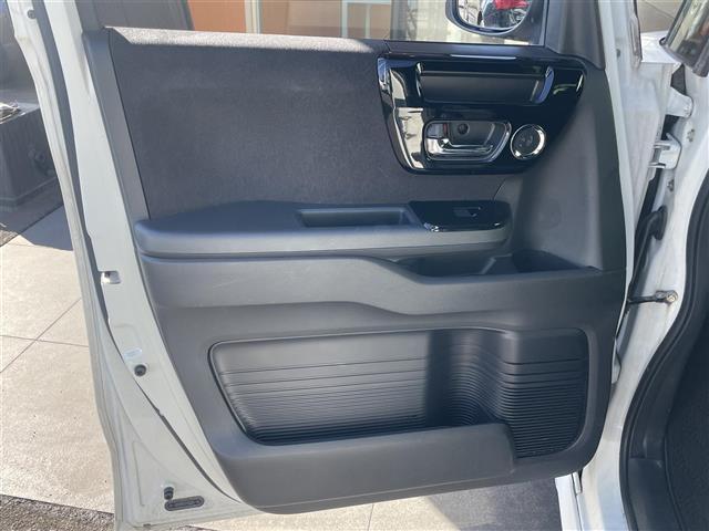 Ｎ－ＢＯＸカスタム Ｌターボ　純正ナビ　ＴＶ　バックカメラ　追従型クルーズコントロール　前後ドライブレコーダー　前席シートヒーター　後コーナーセンサー　両側パワースライド　ＬＥＤヘッドライト　純正マット　衝突軽減　レーンキープ（22枚目）