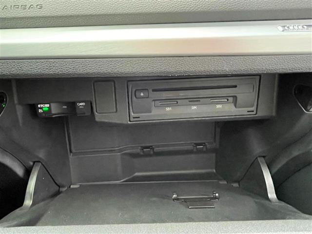 Ｑ２ ３０ＴＦＳＩスポーツ　純正ＨＤＤナビ／ＡＭ／ＦＭ／ＣＤ／ＤＶＤ／ＢＴ／ＴＶフルセグ／アウディコネクト／ＥＴＣ２．０／ドライブレコーダー／バックカメラ／シートヒーター／クルーズコントロール／プッシュスタート（15枚目）