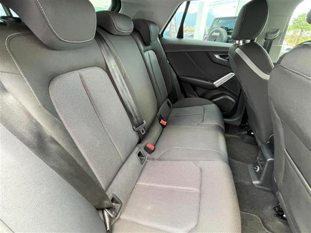 Ｑ２ ３０ＴＦＳＩスポーツ　純正ＨＤＤナビ／ＡＭ／ＦＭ／ＣＤ／ＤＶＤ／ＢＴ／ＴＶフルセグ／アウディコネクト／ＥＴＣ２．０／ドライブレコーダー／バックカメラ／シートヒーター／クルーズコントロール／プッシュスタート（21枚目）