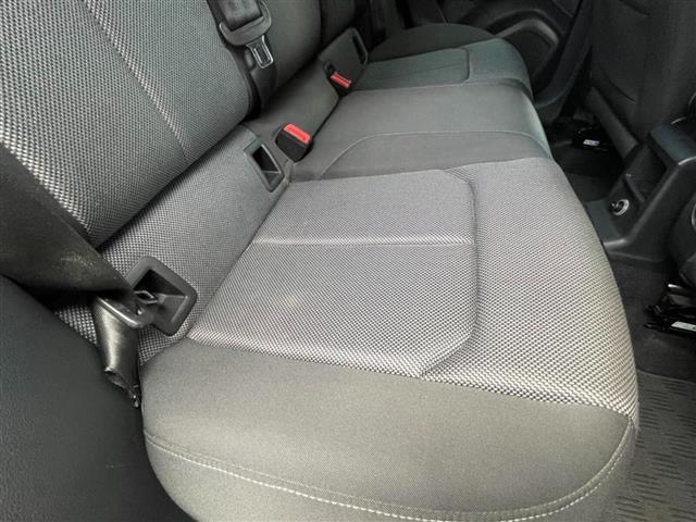 Ｑ２ ３０ＴＦＳＩスポーツ　純正ＨＤＤナビ／ＡＭ／ＦＭ／ＣＤ／ＤＶＤ／ＢＴ／ＴＶフルセグ／アウディコネクト／ＥＴＣ２．０／ドライブレコーダー／バックカメラ／シートヒーター／クルーズコントロール／プッシュスタート（22枚目）