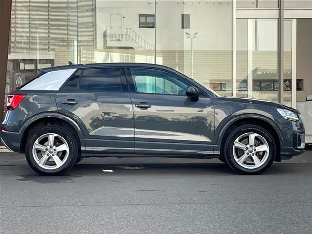 Ｑ２ ３０ＴＦＳＩスポーツ　純正ＨＤＤナビ／ＡＭ／ＦＭ／ＣＤ／ＤＶＤ／ＢＴ／ＴＶフルセグ／アウディコネクト／ＥＴＣ２．０／ドライブレコーダー／バックカメラ／シートヒーター／クルーズコントロール／プッシュスタート（32枚目）