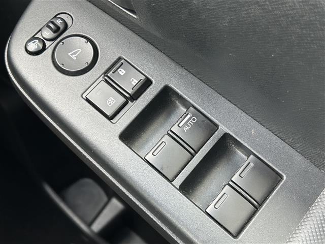 ステップワゴンスパーダ Ｚ　純正ナビ　ＶＸＨ－１０８ＶＦ　ＣＤ　ＤＶＤ　フルセグＴＶ　純正フリップダウンモニター　両側パワースライドドア　バックカメラ　ＥＴＣ　パドルシフト　ＴＶキット　横滑り防止装置　スマートキー×２　ＡＢＳ（14枚目）