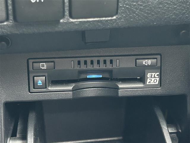 アルファード 2.5S Cパッケージ ツインムーンルーフ モデリスタエアロ シグネチャーイルミブレード 純正10.1型SDナビ JBLプレミアムサウンド 13.3型リアエンター デジタルインナーミラー 前席パワーシート パワーバックドア(11枚目)