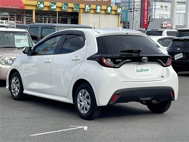 ヤリス ハイブリッドX 7型ディスプレイオーディオ FM AM BT Miracast バックカメラ ビルトインETC 横滑り防止装置 レーンキープアシスト 衝突軽減ブレーキ アイドリングストップ スペアキー フロアマット(37枚目)