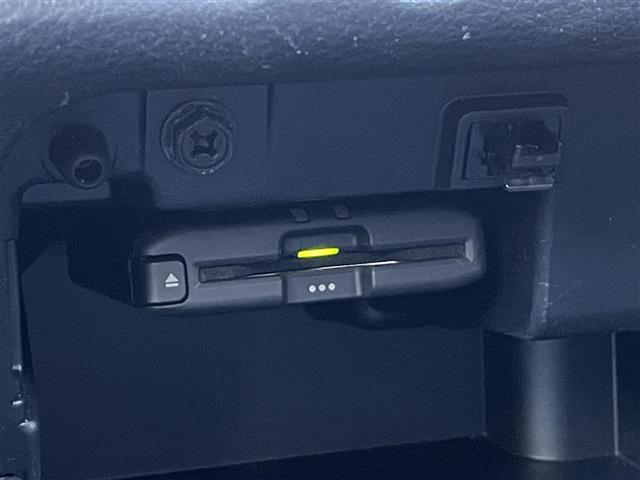 プロボックス ＤＸコンフォート　グレーオールペイント　純正ＳＤナビ　ＦＭ　ＡＭ　ＡＵＸ　ＢＴ　ドライブレコーダー　ＥＴＣ　Ｔｅｒｚｏルーフキャリア　ホワイトレタータイヤ　横滑り防止装置　レーンキープアシスト　衝突軽減ブレーキ　ＡＢＳ（13枚目）