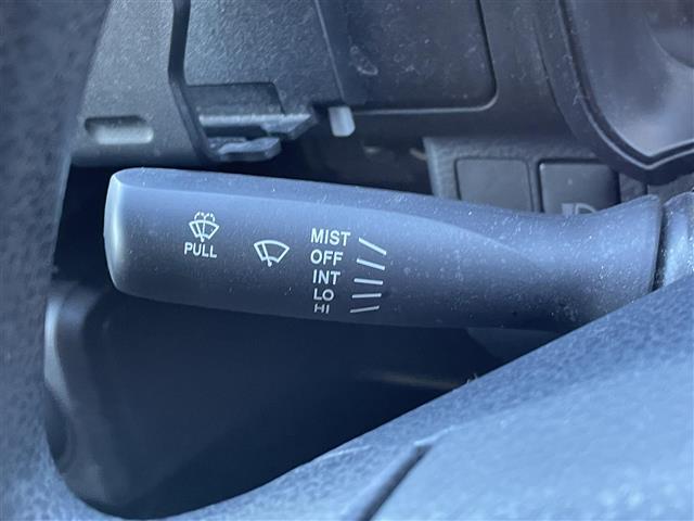 プロボックス ＤＸコンフォート　グレーオールペイント　純正ＳＤナビ　ＦＭ　ＡＭ　ＡＵＸ　ＢＴ　ドライブレコーダー　ＥＴＣ　Ｔｅｒｚｏルーフキャリア　ホワイトレタータイヤ　横滑り防止装置　レーンキープアシスト　衝突軽減ブレーキ　ＡＢＳ（18枚目）