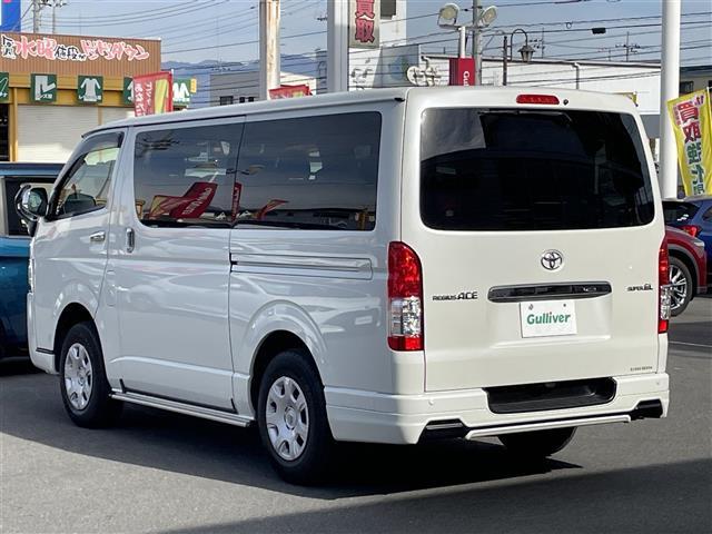 レジアスエースバン スーパーＧＬ　ダークプライムＩＩ　４ＷＤ　ＴＲＤエアロ（Ｆ／Ｓ／Ｒ）　アルパイン１１型ナビ　ＣＤ　ＤＶＤ　ＢＴ　フルセグ　バックカメラ　ステアリングスイッチ　両側パワースライドドア　ビルトインＥＴＣ　ＡＣ１００Ｖ電源　スマートキー×２（36枚目）