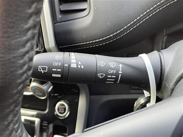 セレナ ハイウェイスター　ＶセレクションＩＩ　カロッツェリア１０型ナビ　ＣＤ　ＤＶＤ　ＢＤ　ＳＤ　ＵＳＢ　ＢＴ　フルセグＴＶ　両側パワースライドドア　アラウンドビューモニター　デジタルインナーミラー　プロパイロット　クルーズコントロール　スペアキ（20枚目）