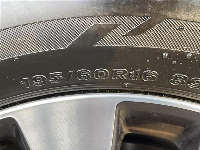 セレナ ハイウェイスター　ＶセレクションＩＩ　カロッツェリア１０型ナビ　ＣＤ　ＤＶＤ　ＢＤ　ＳＤ　ＵＳＢ　ＢＴ　フルセグＴＶ　両側パワースライドドア　アラウンドビューモニター　デジタルインナーミラー　プロパイロット　クルーズコントロール　スペアキ（42枚目）