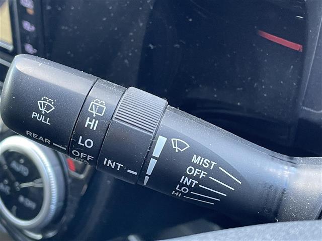 アクア Ｓスタイルブラック　ワンオーナー　純正ナビ　ＣＤ　ＤＶＤ　ＳＤ　Ｂｌｕｅｔｏｏｔｈ　フルセグ　バックカメラ　ビルトインＥＴＣ　ドライブレコーダー　ステアリングリモコン　横滑り防止装置　衝突軽減ブレーキ　レーンアシスト（23枚目）