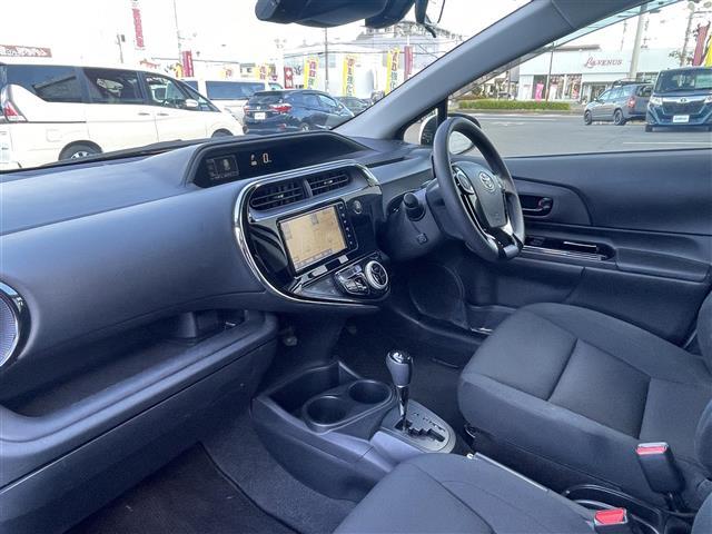 アクア Ｓスタイルブラック　ワンオーナー　純正ナビ　ＣＤ　ＤＶＤ　ＳＤ　Ｂｌｕｅｔｏｏｔｈ　フルセグ　バックカメラ　ビルトインＥＴＣ　ドライブレコーダー　ステアリングリモコン　横滑り防止装置　衝突軽減ブレーキ　レーンアシスト（26枚目）