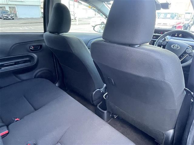 アクア Ｓスタイルブラック　ワンオーナー　純正ナビ　ＣＤ　ＤＶＤ　ＳＤ　Ｂｌｕｅｔｏｏｔｈ　フルセグ　バックカメラ　ビルトインＥＴＣ　ドライブレコーダー　ステアリングリモコン　横滑り防止装置　衝突軽減ブレーキ　レーンアシスト（28枚目）