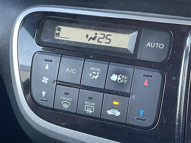 Ｎ－ＢＯＸカスタム Ｇ・ターボパッケージ　ターボ　純正メモリナビ　ＣＤ　ＤＶＤ　ＢＴ　フルセグ　両側パワースライドドア　バックカメラ　ＥＴＣ　クルーズコントロール　パドルシフト　無限グリル　純正アルミホイール　プッシュスタート　スマートキー（7枚目）