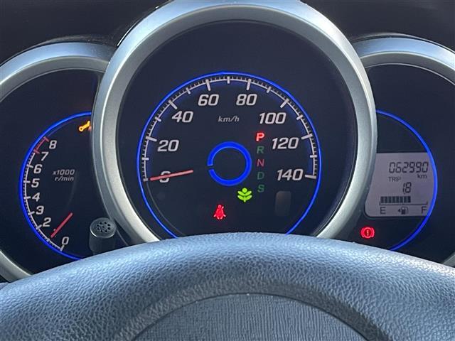 Ｎ－ＢＯＸカスタム Ｇ・ターボパッケージ　ターボ　純正メモリナビ　ＣＤ　ＤＶＤ　ＢＴ　フルセグ　両側パワースライドドア　バックカメラ　ＥＴＣ　クルーズコントロール　パドルシフト　無限グリル　純正アルミホイール　プッシュスタート　スマートキー（13枚目）