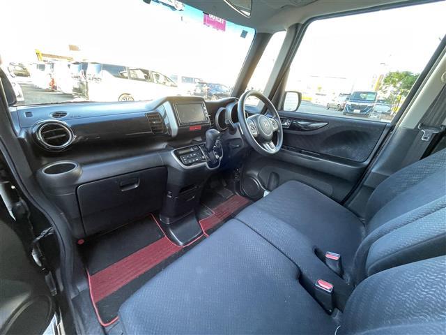 Ｎ－ＢＯＸカスタム Ｇ・ターボパッケージ　ターボ　純正メモリナビ　ＣＤ　ＤＶＤ　ＢＴ　フルセグ　両側パワースライドドア　バックカメラ　ＥＴＣ　クルーズコントロール　パドルシフト　無限グリル　純正アルミホイール　プッシュスタート　スマートキー（22枚目）