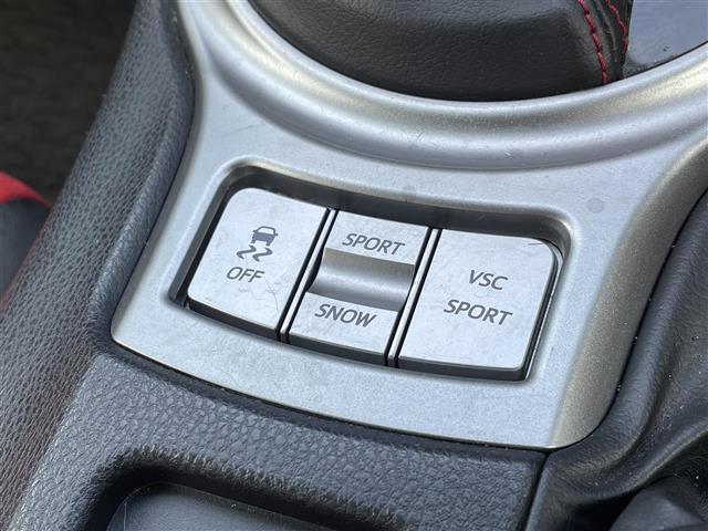 86 GTリミテッド 純正7インチナビ CD Bluetooth バックカメラ ETC ハーフレザーシート シートヒーター パドルシフト 横滑り防止装置 純正アルミホイール 純正フロアマット プッシュスタート スマートキー(10枚目)