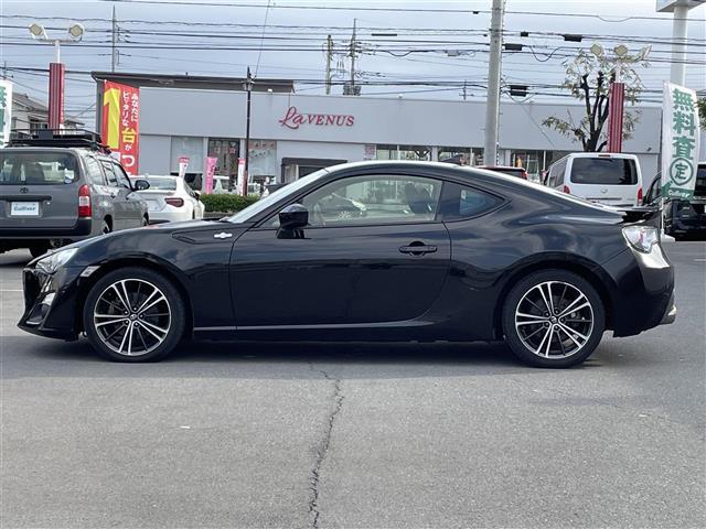 86 GTリミテッド 純正7インチナビ CD Bluetooth バックカメラ ETC ハーフレザーシート シートヒーター パドルシフト 横滑り防止装置 純正アルミホイール 純正フロアマット プッシュスタート スマートキー(36枚目)