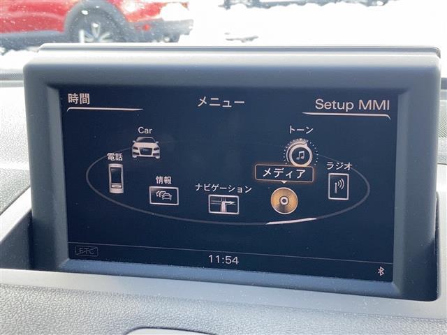 １．４ＴＦＳＩ　純正ＳＤナビ　ＥＴＣ　ＬＥＤヘッドライト　電動格納ウィンカーミラー　アイドリングＯＦＦ　スマートキー２　ＭＴ付きＡＴ　社外ＡＷ付冬タイヤ積載　横滑り防止　トノカバー　純正フロアマット(6枚目)