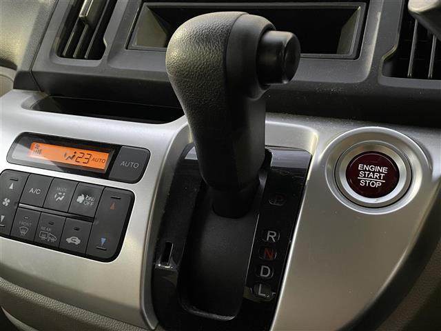Ｎ－ＷＧＮ Ｇ　ワンオーナー　４ＷＤ　純正オ　ーディオ（ＡＭ／ＦＭ／ＣＤ／ＡＵＸ）アイドリングストップ　ハロゲンヘッドライト　純正フロアマット　ドアバイザー電格ミラー　横滑り防止　プッシュスタート　スマートキー（8枚目）