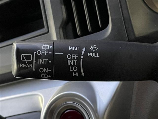 Ｎ－ＷＧＮ Ｇ　ワンオーナー　４ＷＤ　純正オ　ーディオ（ＡＭ／ＦＭ／ＣＤ／ＡＵＸ）アイドリングストップ　ハロゲンヘッドライト　純正フロアマット　ドアバイザー電格ミラー　横滑り防止　プッシュスタート　スマートキー（11枚目）