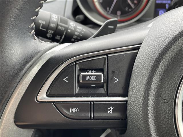 スイフト ハイブリッドRS ワンオーナー 衝突軽減 純正ナビ(AM/FM/CD/DVD/BT/フルセグ)全方位カメラ ETC 社外前後ドライブレコーダー 追従クルーズコントロール 寒冷地仕様 シートヒーター ミラーヒーター(15枚目)