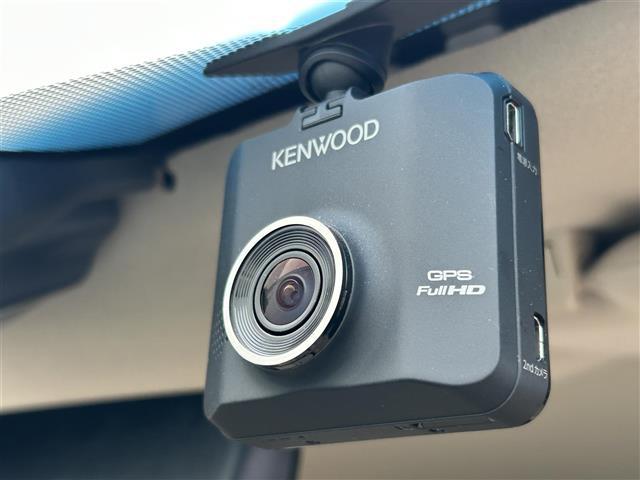 ランドクルーザープラド ＴＸ　Ｌパッケージ　ワンオーナー　衝突軽減　純正ナビ（ＡＭ／ＦＭ／ＢＴ／フルセグ）全方位カメラ　社外前後ドライブレコーダー　クルーズコントロール　ＢＳＭ　ＥＴＣ２．０　ベージュ革シート　シートヒーター　エアーシート（2枚目）