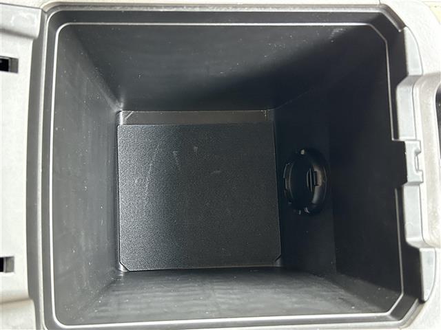 ランドクルーザープラド ＴＸ　Ｌパッケージ　ワンオーナー　衝突軽減　純正ナビ（ＡＭ／ＦＭ／ＢＴ／フルセグ）全方位カメラ　社外前後ドライブレコーダー　クルーズコントロール　ＢＳＭ　ＥＴＣ２．０　ベージュ革シート　シートヒーター　エアーシート（23枚目）