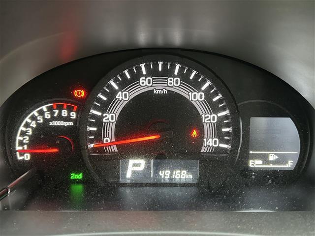 エブリイ ジョイン　ワンオーナー　衝突軽減　レーンキープアシスト　コーナーセンサー　両側スライドドア　オーディオ（ＡＭ／ＦＭ／ＣＤ／ＡＵＸ）ＭＴモード付きＡＴ　オートライト　ハロゲンヘッドライト　電格ミラー　リモコンキー（6枚目）