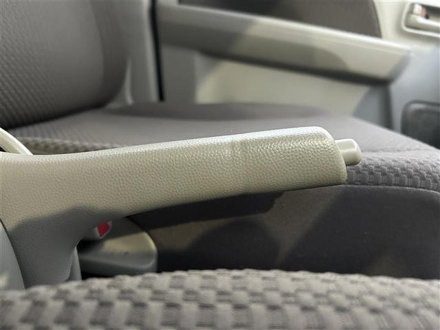 エブリイ ジョイン　ワンオーナー　衝突軽減　レーンキープアシスト　コーナーセンサー　両側スライドドア　オーディオ（ＡＭ／ＦＭ／ＣＤ／ＡＵＸ）ＭＴモード付きＡＴ　オートライト　ハロゲンヘッドライト　電格ミラー　リモコンキー（8枚目）