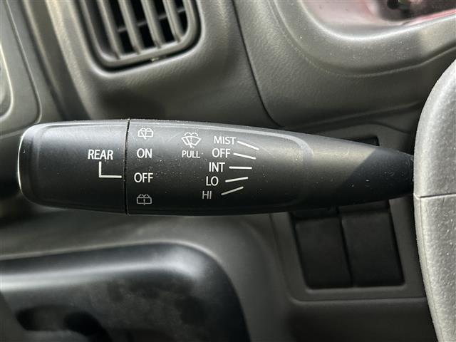 エブリイ ジョイン　ワンオーナー　衝突軽減　レーンキープアシスト　コーナーセンサー　両側スライドドア　オーディオ（ＡＭ／ＦＭ／ＣＤ／ＡＵＸ）ＭＴモード付きＡＴ　オートライト　ハロゲンヘッドライト　電格ミラー　リモコンキー（13枚目）