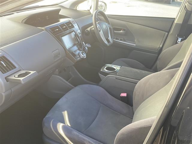 プリウスアルファ S(12枚目)