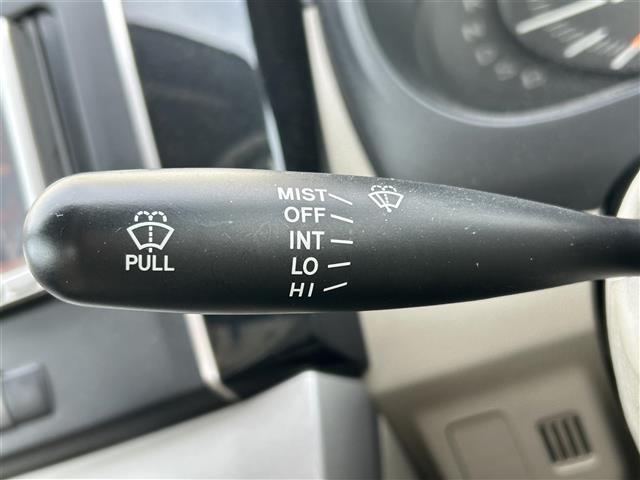 ミラ Xスペシャル 社外ナビ(AM/FM/CD/DVD)フルセグTV ハロゲンヘッドライト ドアバイザー 純正フロアマット リモコンキー スペアキー(11枚目)