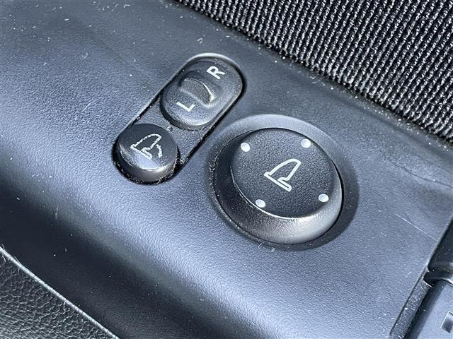 Ｎ－ＢＯＸカスタム Ｇ　ＳＳパッケージ　カロツェリアナビ　フルセグ　両側パワースライドドア　ＥＣＯＮ　あんしんパッケージ　プラズマクラスター搭載ＡＡＣ　アレルクリーンシート　純正フロアマット　ドアバイザー　純正フルエアロ　プッシュスタート（8枚目）