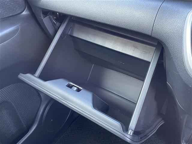 Ｎ－ＢＯＸカスタム Ｇ　ＳＳパッケージ　カロツェリアナビ　フルセグ　両側パワースライドドア　ＥＣＯＮ　あんしんパッケージ　プラズマクラスター搭載ＡＡＣ　アレルクリーンシート　純正フロアマット　ドアバイザー　純正フルエアロ　プッシュスタート（28枚目）