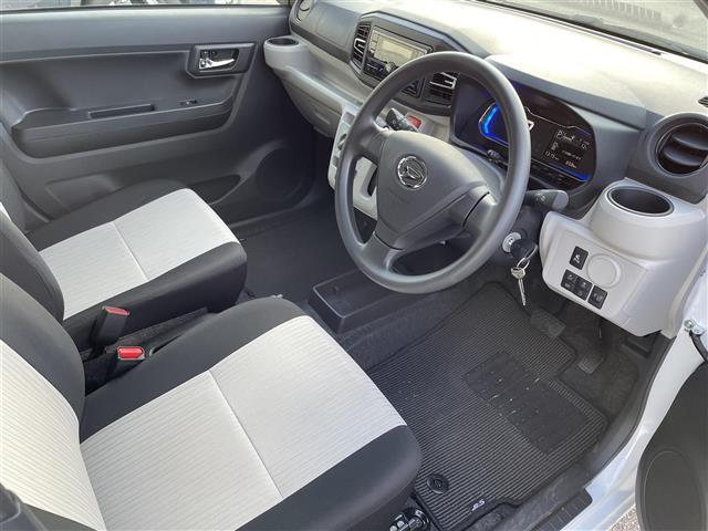 ミライース X SAIII ワンオーナー 衝突軽減 オーディオ(AM/FM/BT/AUX)アイドリングストップ コーナーセンサー AUTOライト LEDヘッドライト AUTOハイビーム 横滑り防止 電格ミラー 純正フロアマット(20枚目)