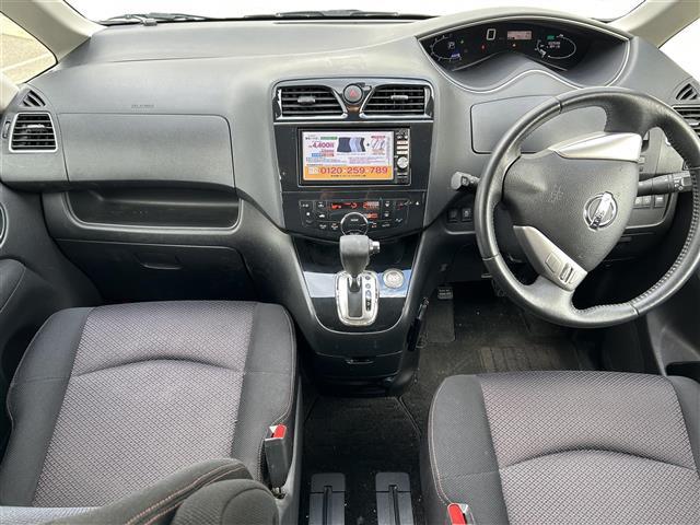 セレナ ハイウェイスター Vセレクション 4WD アイドリングストップ ETC 純正ナビ(フルセグ、Bluetooth、CD/DVD、AM/FM) 両側パワースライド スペアキー ハロゲンヘッドライト オートライト 横滑り防止 純正アルミ(2枚目)