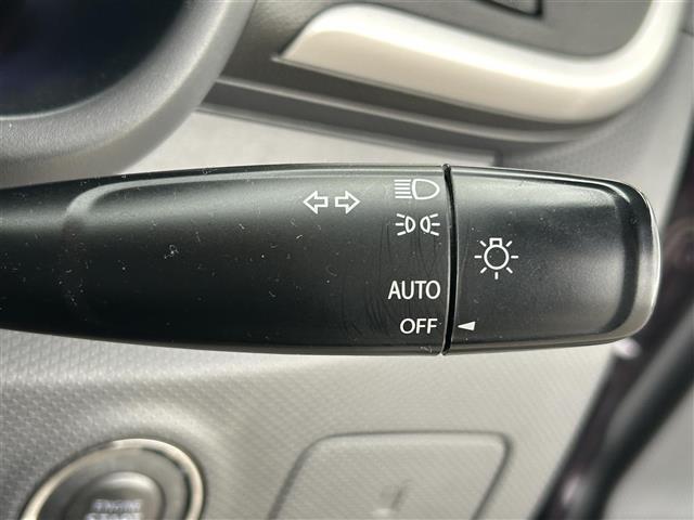 ソリオバンディット ベースグレード 両側パワースライドドア 社外ナビ(ワンセグ、CD/DVD、AM/FM) ステアリングスイッチ スマートキー スペアキー フルフラットシート LEDヘッドライト スタッドレスタイヤ 純正フロアマット(9枚目)