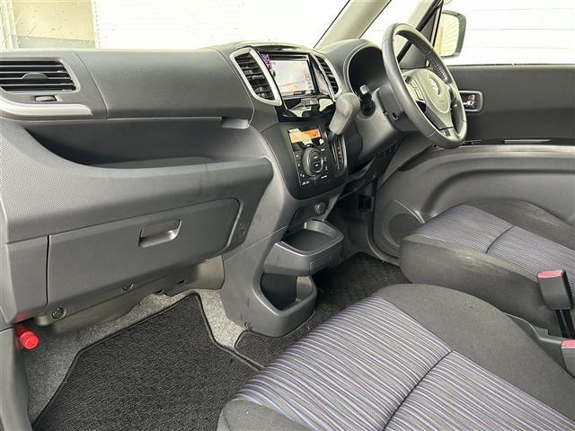 ソリオバンディット ベースグレード 両側パワースライドドア 社外ナビ(ワンセグ、CD/DVD、AM/FM) ステアリングスイッチ スマートキー スペアキー フルフラットシート LEDヘッドライト スタッドレスタイヤ 純正フロアマット(20枚目)