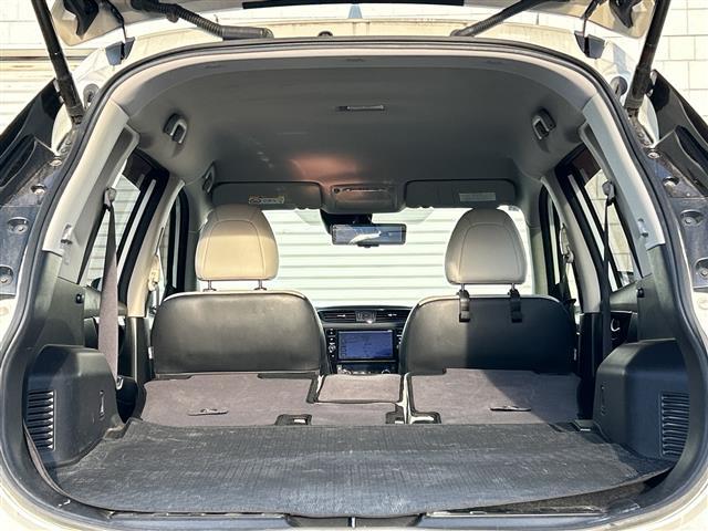 エクストレイル モード・プレミアｉ　ハイコントラストインテリア　衝突軽減　プロパイロット　全方位カメラ　純正ナビ（ＡＭ／ＦＭ／ＣＤ／ＤＶＤ／ＢＴ／フルセグ）ＥＴＣ　デジタルインナーミラー　ドライブレコーダー　追従クルーズコントロール　パワーバックドア　ルーフレール（30枚目）