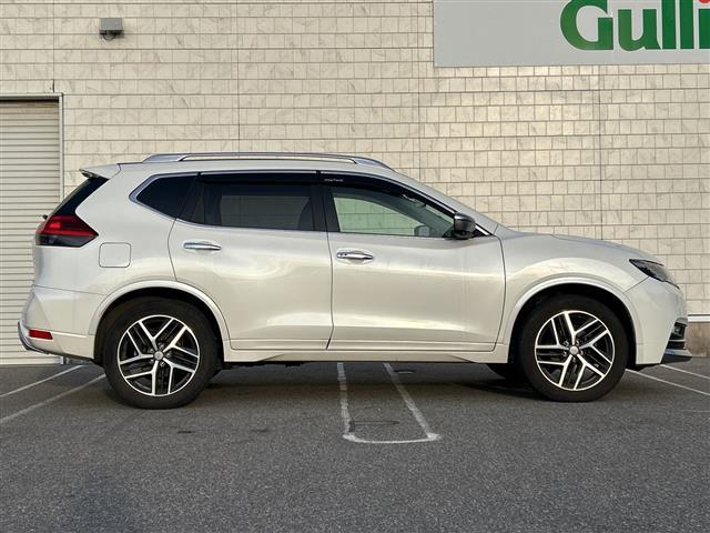 エクストレイル モード・プレミアｉ　ハイコントラストインテリア　衝突軽減　プロパイロット　全方位カメラ　純正ナビ（ＡＭ／ＦＭ／ＣＤ／ＤＶＤ／ＢＴ／フルセグ）ＥＴＣ　デジタルインナーミラー　ドライブレコーダー　追従クルーズコントロール　パワーバックドア　ルーフレール（34枚目）