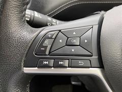 【ステアリングスイッチ】手元のボタンから、オーディオやナビなどの操作ができるので、よそ見をせずに安全に運転に集中できます！ 4