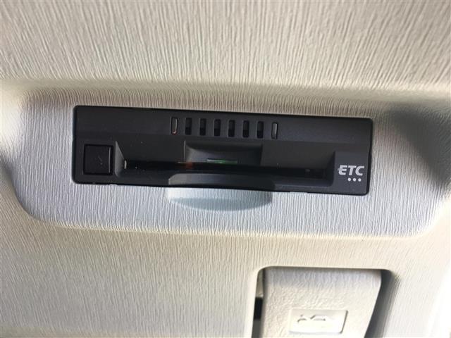 ナビ バックカメラ ETC 革調シートカバー(16枚目)
